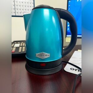 Americana Classics Electric Tea Kettle